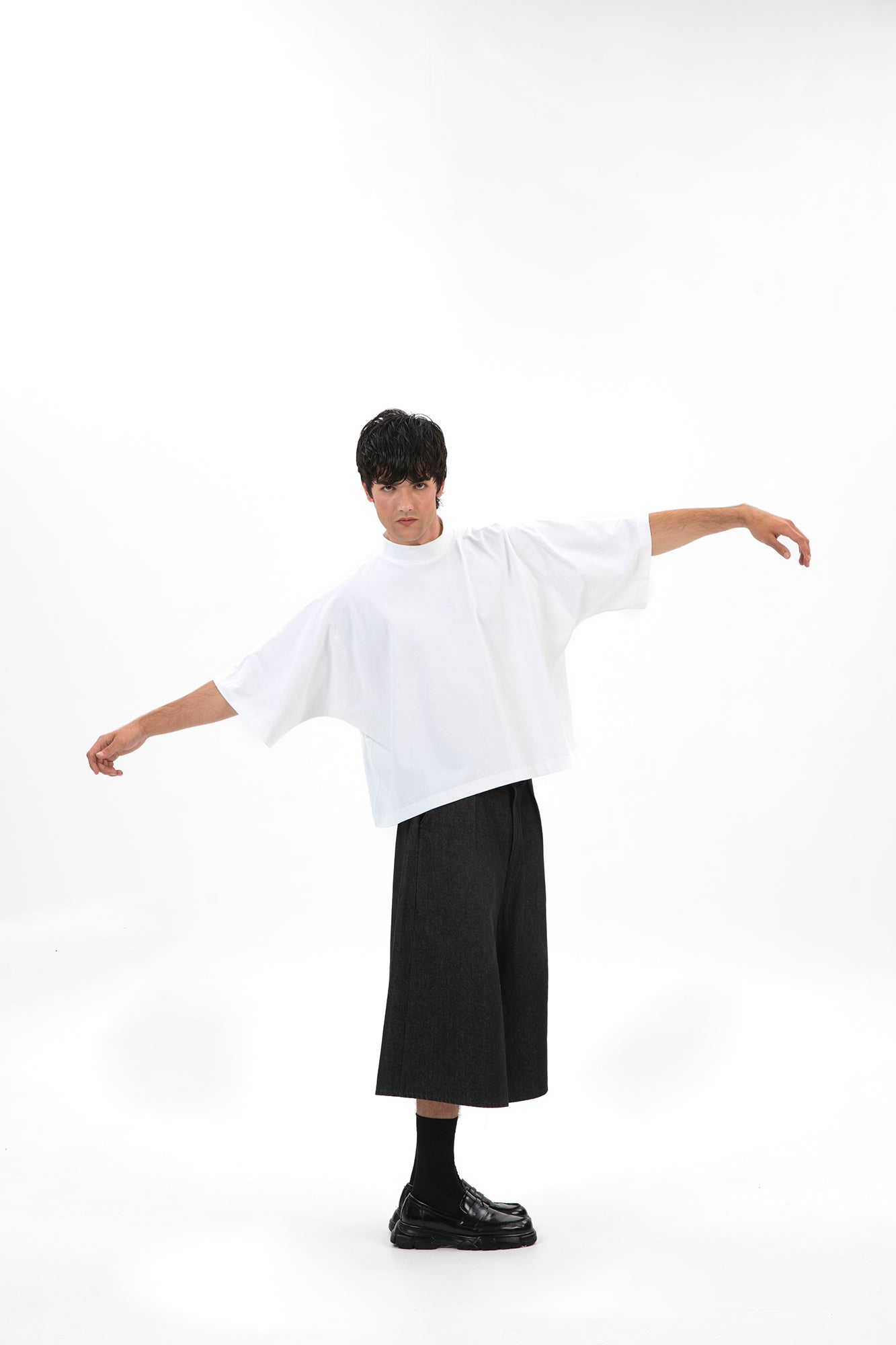LAMIA WHITE TEE
